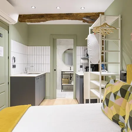 Quarto em Acomodações Particulares Ribera - - Old Town - A/c - From 1880